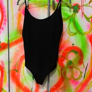 ZARA SZ M RIBBED BODYSUIT BNWTS